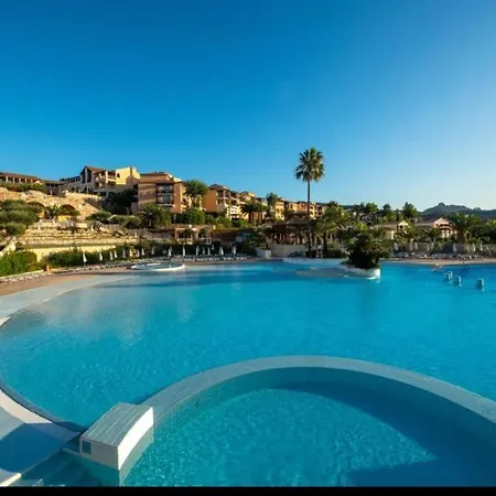 2 Pieces 4 Couchages Domaine Cap Esterel Apartment Saint-Raphaël