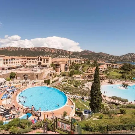 2 Pieces 4 Couchages Domaine Cap Esterel *